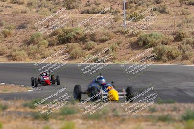 media/Jun-01-2025-CalClub SCCA (Sun) [[eae223c5dd]]/Group 3/Qualifying/